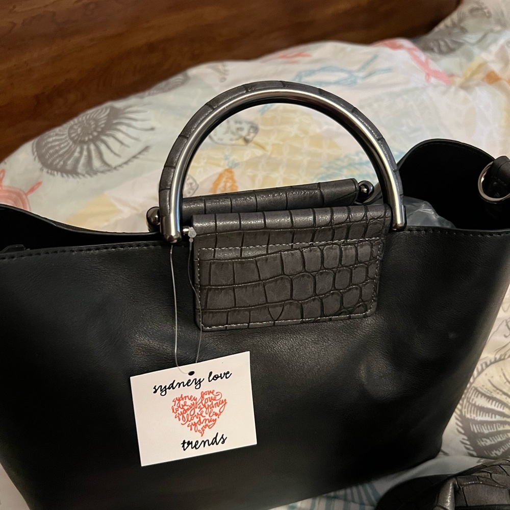 NWT Sydney Love Tote Satchel w/Crossbody Set - Picture 3 of 10